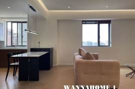 Great View+Spacious&New&Bright 2Bdrs 1Bath Apt+Large Storage/Jing An Temple +L14 Wu Ding Rd