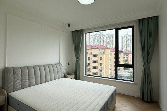 Zhenping Rd Station Elevator 3Br/2Bath Line3/4/7 Nr Suzhou River