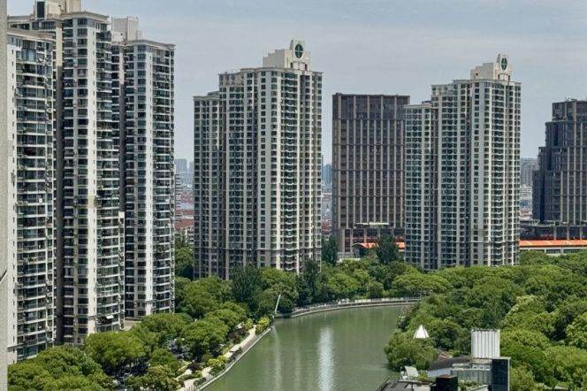Modern 2BR +Heating | Suzhou Creek & Jiangning rd Mt L13| Changshou rd CBD