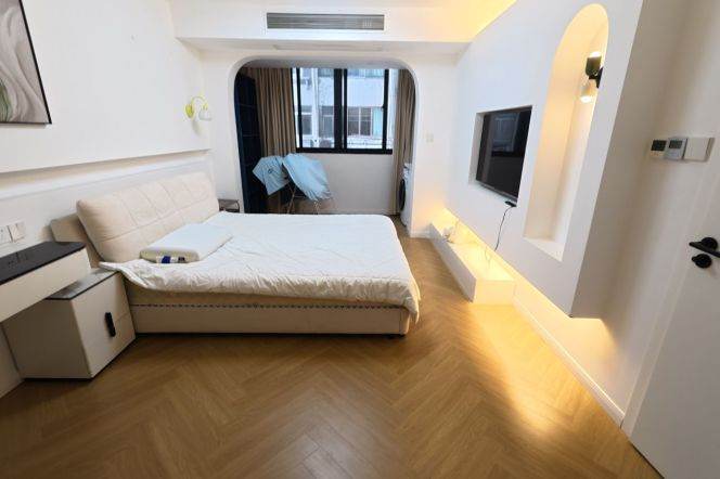 Wuding rd., 1Br 1Wak-in closet 80Sqm Elevator, L14