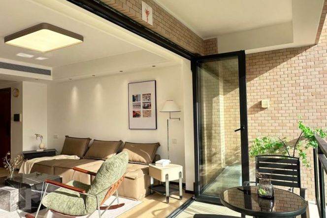 Prime Changning | Spacious 4-Bedroom with Dual Kitchens