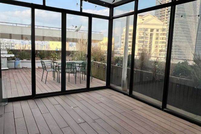 Xujiahui Core | Top-floor Duplex with Large Private Terrace