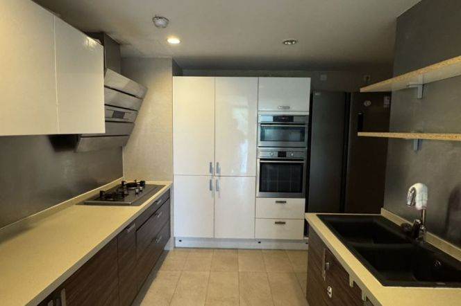 4BR 3BA Residence in 8 Park Avenue Phase II, only 27k