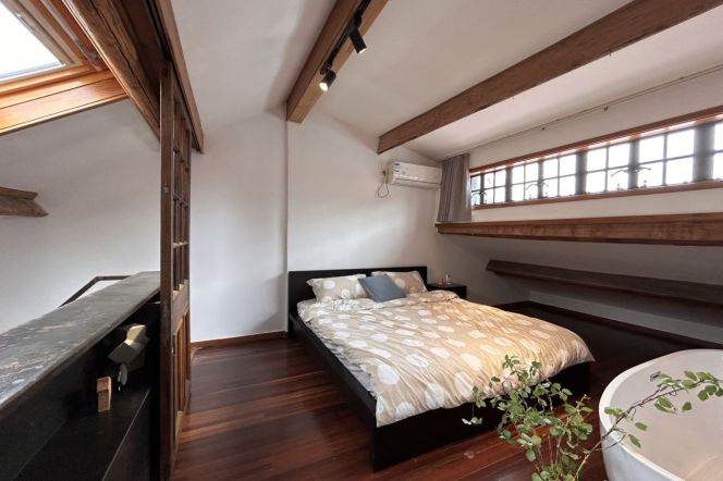 Spacious 2Br-2bathr Apt | South Shanxi rd & IAPM | Heating + terrace | 16.5K