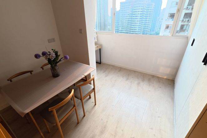 Bright, Wuding rd., 1+1Br 75Sqm Elevator, L14