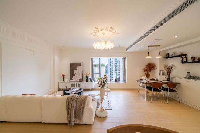 Elevator | 3BR | Hongqiao Road, 2 mins walk to Line 1/9/11 Xujiahui Station