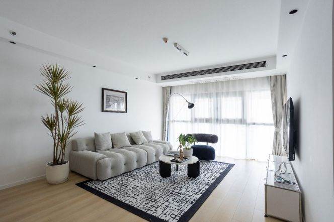 2bdrs 2baths Apt/L1/12/13 Hanzhong Rd /Shanghai Railway Station /nice View/Bright