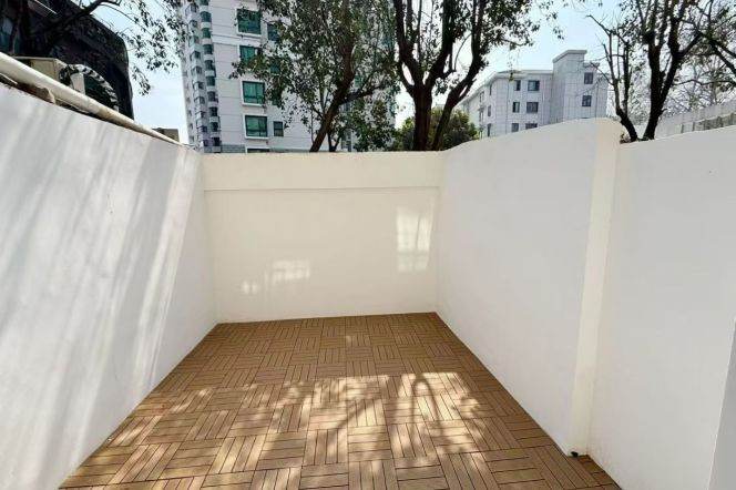  modern 1br+yard Nr shang stadium M4