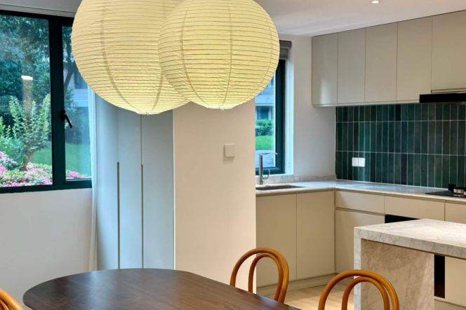 3BR 2BA Duplex 200m² in Lianyang Community/Century Park