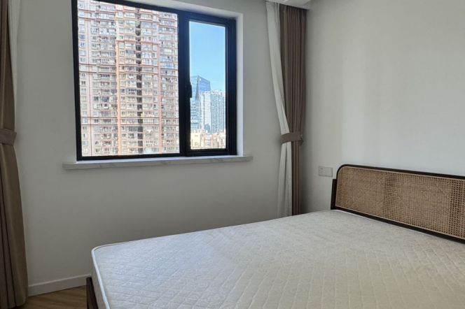 Scenic windows+Big balcony | Modern 3Br+floor heating | Longde rd Mt L11/13