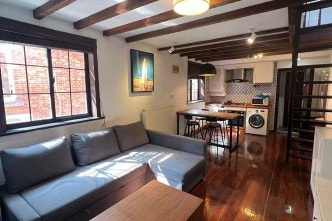 Jiashan Rd Station Loft 2Br/2Bath Line9/12