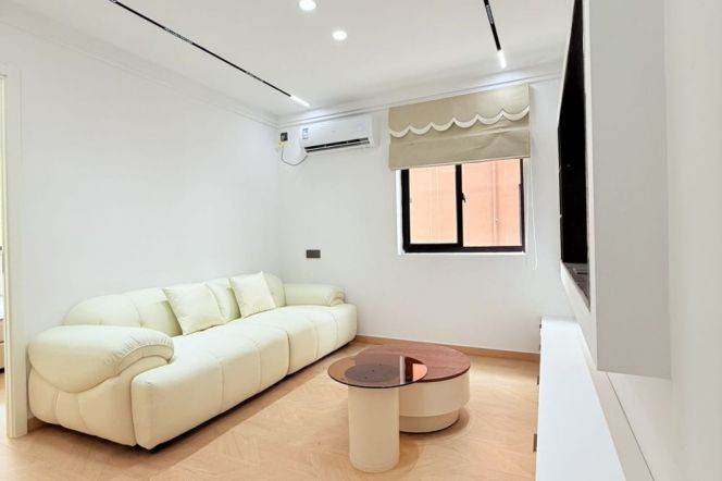 2br, Shangcheng station, near River, walking distance to CBD, 9k