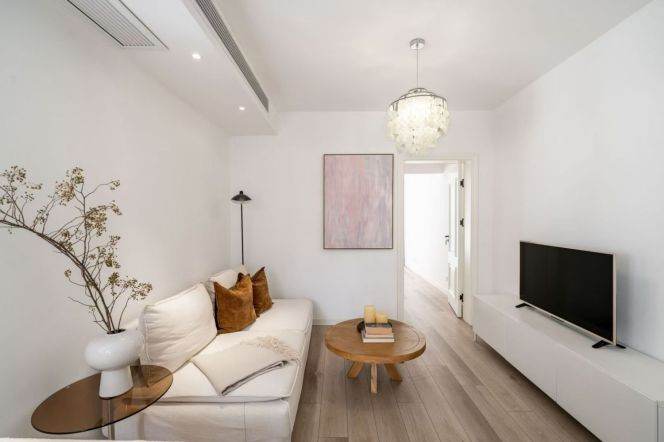 West Nanjing Road CBD - elegant 1bed - quiet room - modern design 
