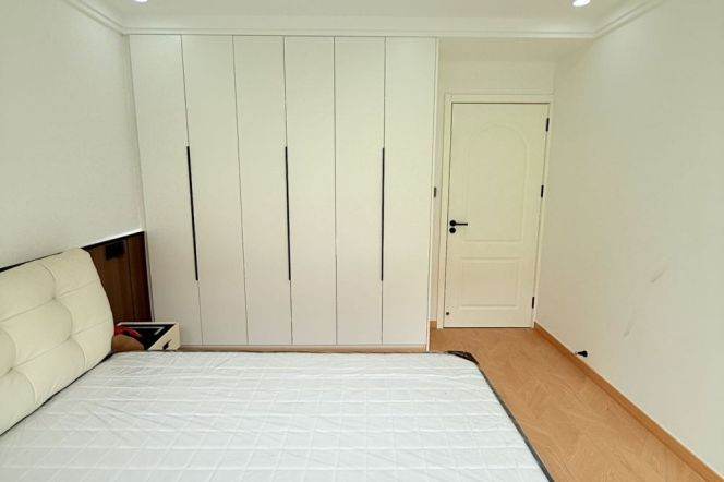 2br, Shangcheng station, near River, walking distance to CBD, 9k