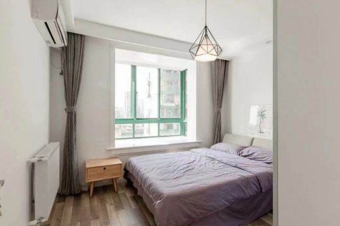 4 Brs, 2 Baths, Open Balcony/Wall heating/Oven, 160 sqm @ Zhaojiabang metro L7&9
