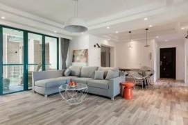 4 Brs, 2 Baths, Open Balcony/Wall heating/Oven, 160 sqm @ Zhaojiabang metro L7&9