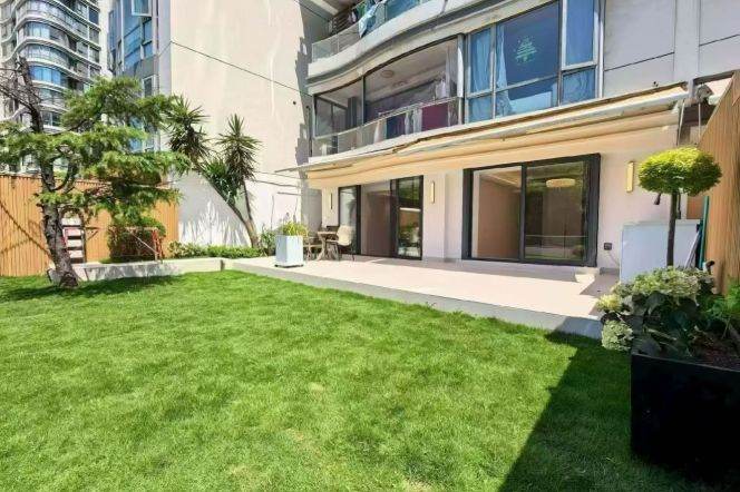 Top of city 3br with 150 Sqm terrace,Line 2/12/13 West Nanjing Road St.