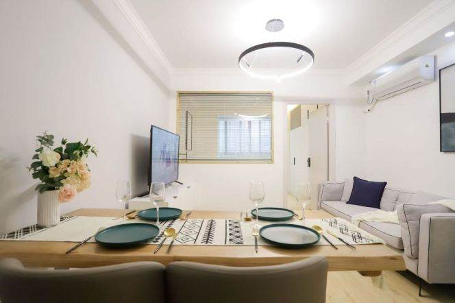 Xujiahui/2BR 1LR/spacious&modern/elevator/NR Jiaotong uni/bright room,@L11/1/9