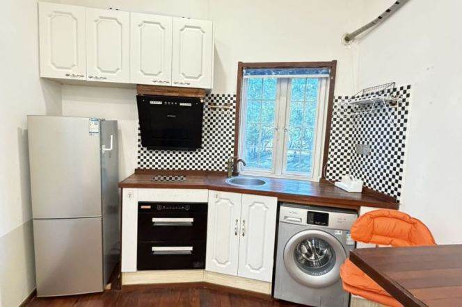 Bright cozy 1 bedroom apt near iapm 
