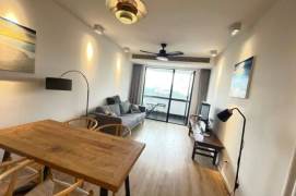 UNIQUE 1+1br Apt w/Balcony 