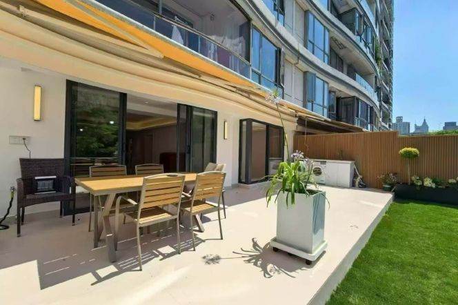 Top of city 3br with 150 Sqm terrace,Line 2/12/13 West Nanjing Road St.