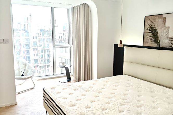 Modern High-Floor 145sqm 3BR with Private Sun Balcony & Panoramic Views!