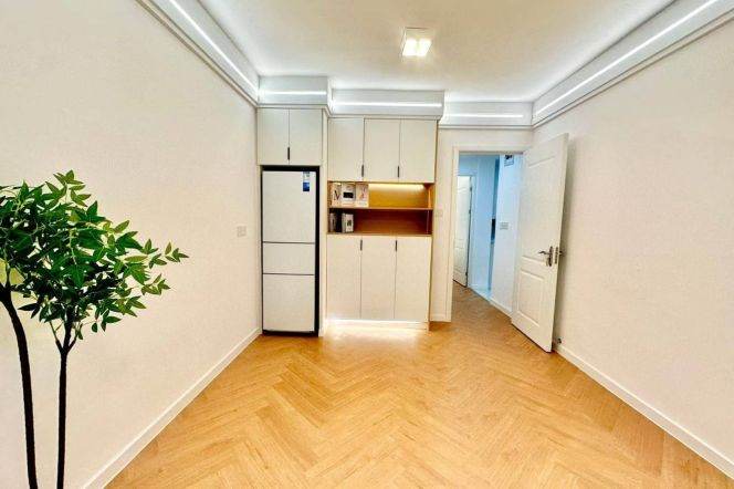 Modern 1br elevator apt nr Hongqiao Rd Line 3/4/10