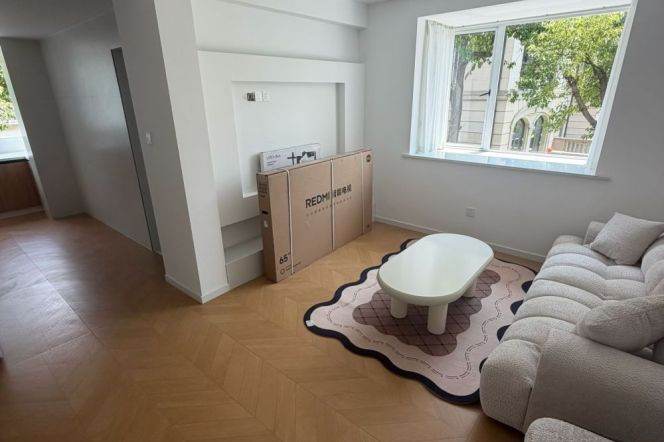Longxi rd station one bedroom