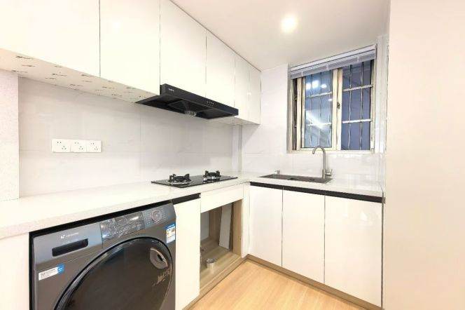 caoyang rd station one bedroom
