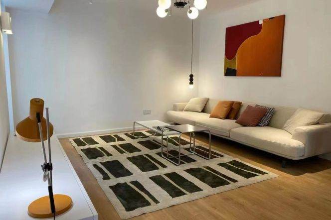 1BR/100sqm/Balcony/Wu ding Rd. Line14/Jingan/