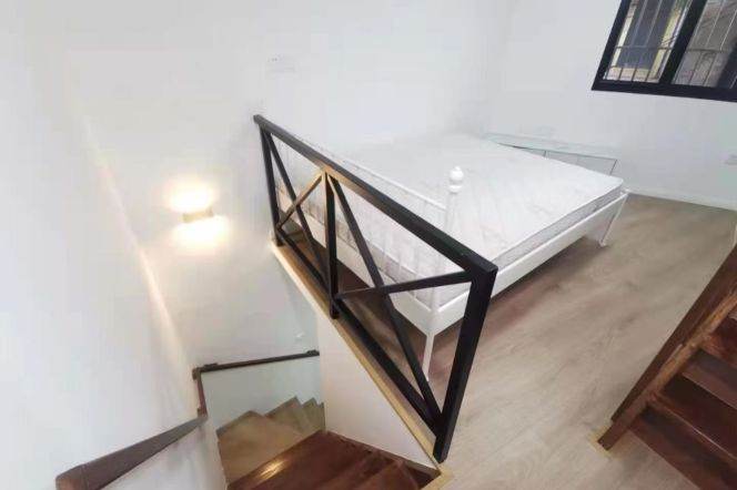 Nice terrace 1Br/1Lr/1Bt apt nr Changping rd,M2/7/14