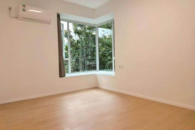Xinhua rd 3br/2bth price nice compound good
