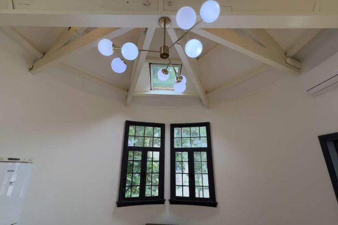 Classic 2BR Old House w/High Ceiling&Outdoor Balcony/S.Xiangyang Rd