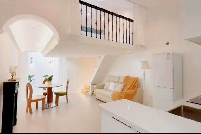Exquisite design duplex 1 br 1 lr near Changshu rd M1/7