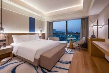 Modern cozy studio serviced apt in Jing'an nr L3,4,8