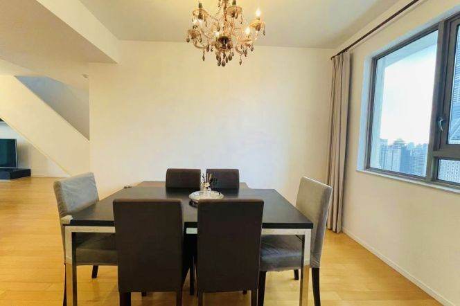 3BR Penthouse w/Terrace in La Cite/Xujiahui