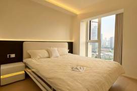 Cozy 1Br with suzhou river view @ L8 /12 