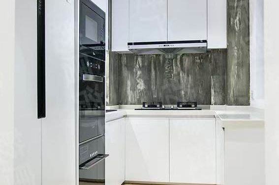 modern 3brs floor heating open balcony nice view in Xujiahui close to park ,library ,church