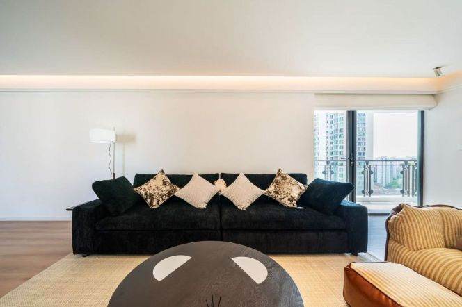 brand new 3brs floor heating open balcony nice view in best compound Xujiahui 26.8K