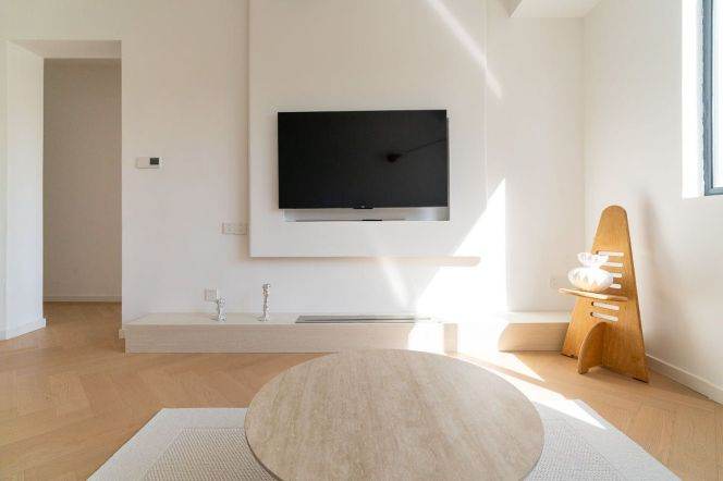 tranquil neighbourhood-2br 2ba - super bright- characteristic building-Xuhui 