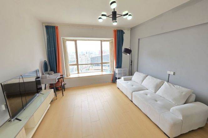 Elevator 1BR · Hongqiao Road · 5 mins walk to Line 1/9/11 Xujiahui Station