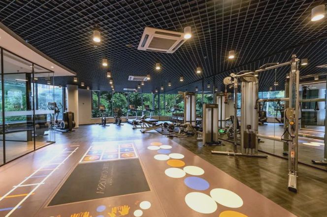 Brand-new luxury 1br serviced apt in Jing'an nr L7
