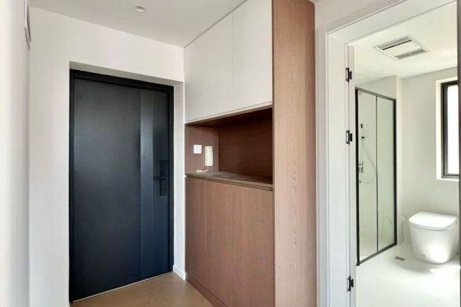 2 Brs with Floor heating/Central ac/Oven/Dryer, 120 sqm @ Jingan temple L2&7