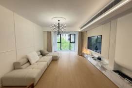 modern brand new 3brs floor heating modern furniture in Gubei phase II 