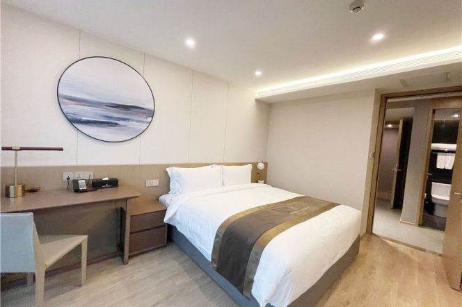 Luxury new 1br serviced apt in Pudong Lujiazui nr L2,4,6,9