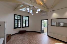 Classic 2BR Old House w/High Ceiling&Outdoor Balcony/S.Xiangyang Rd