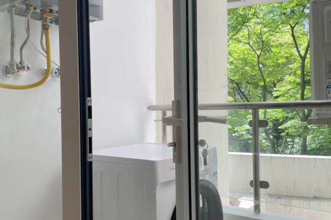 Modern&Spacious&Bright 1Bdr 1Bath Apt+Taikoo Hui+Greenery View&Top Compound