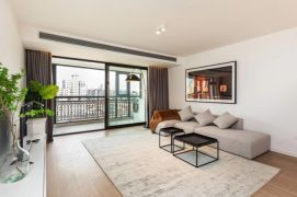 Modern decoration 3brs with floor heating   belong to Tianzifang area  