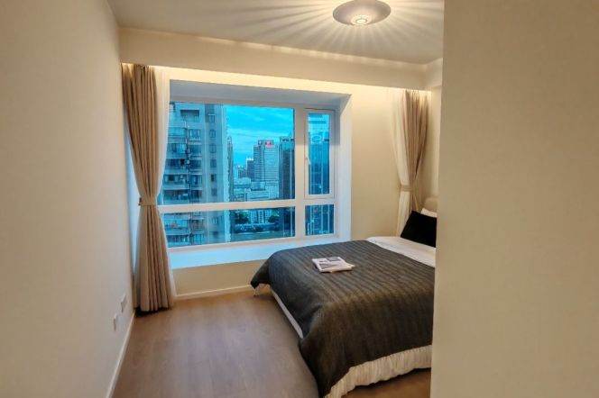 Brand new decoration 3brs with balcony and floor heating in Gubei area 
