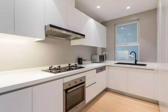 IAPM Modern 2-Bedroom Apartment | Premium Downtown Area   